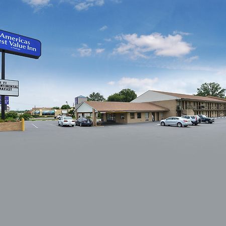 Americas Best Value Inn - Fredericksburg North Zewnętrze zdjęcie